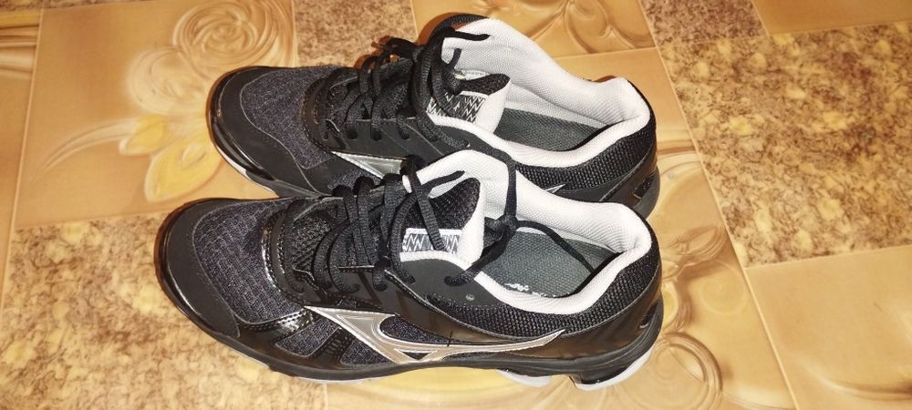 Кросівки Mizuno Wave Bolt 7
Кросівки mizuno Кроссовки
Кросівки mizuno