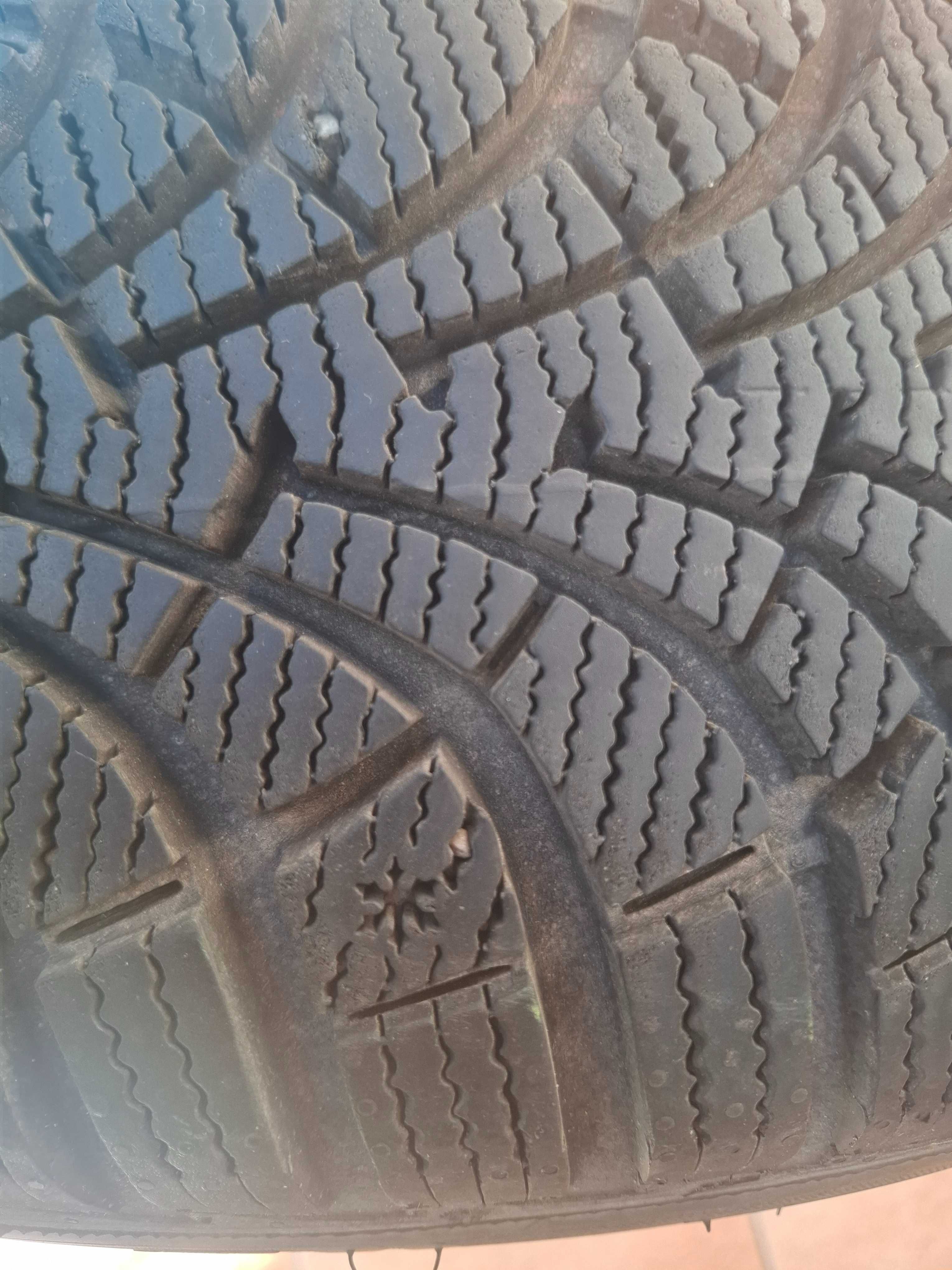 Opony zimowe Goodyear 205/55R16 91T