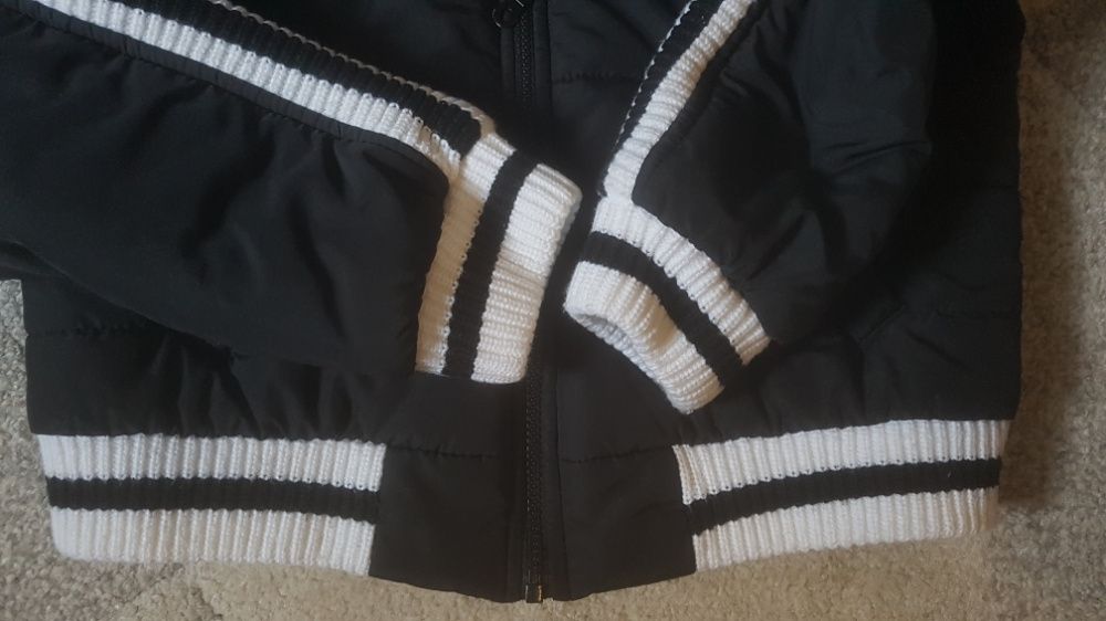 Куртка женская короткая L (48)