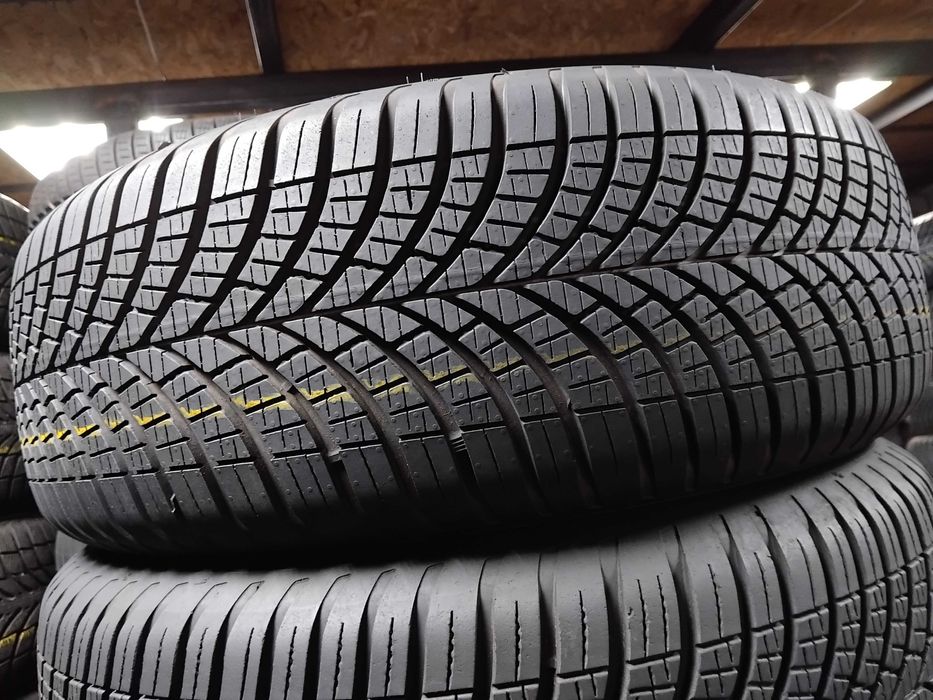 Шини бу 225/60 R17 Goodyear Vector 4 Season Пара