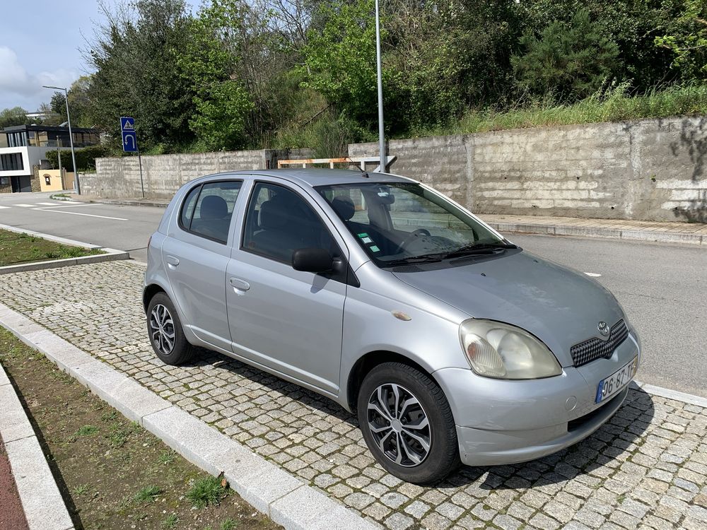 Toyota Yaris - gasolina / GPL