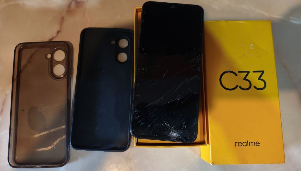 Realme c33 разбит экран,но вибрирует,на запчасти или под востановление
