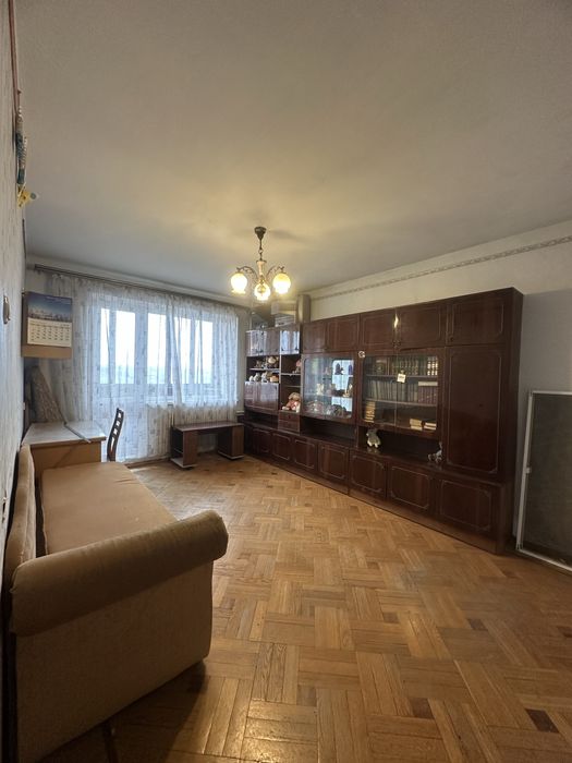 Продам 2-х кімнатну квартиру, ст.м. Олексіївська