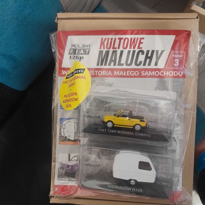 Fiat 126p BOSMAL Cabrio z przyczepą Niewiadów. Kultowe maluchy nr 3.