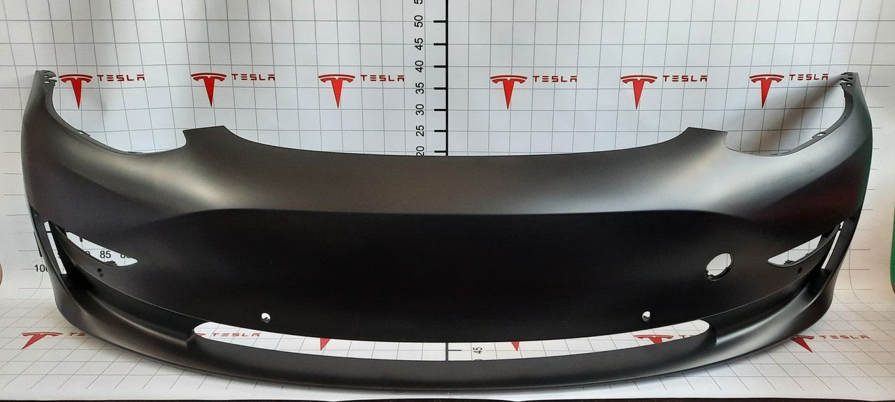 TESLA MODEL 3 Бампер передний 2017 2018 2019 2020 тесла