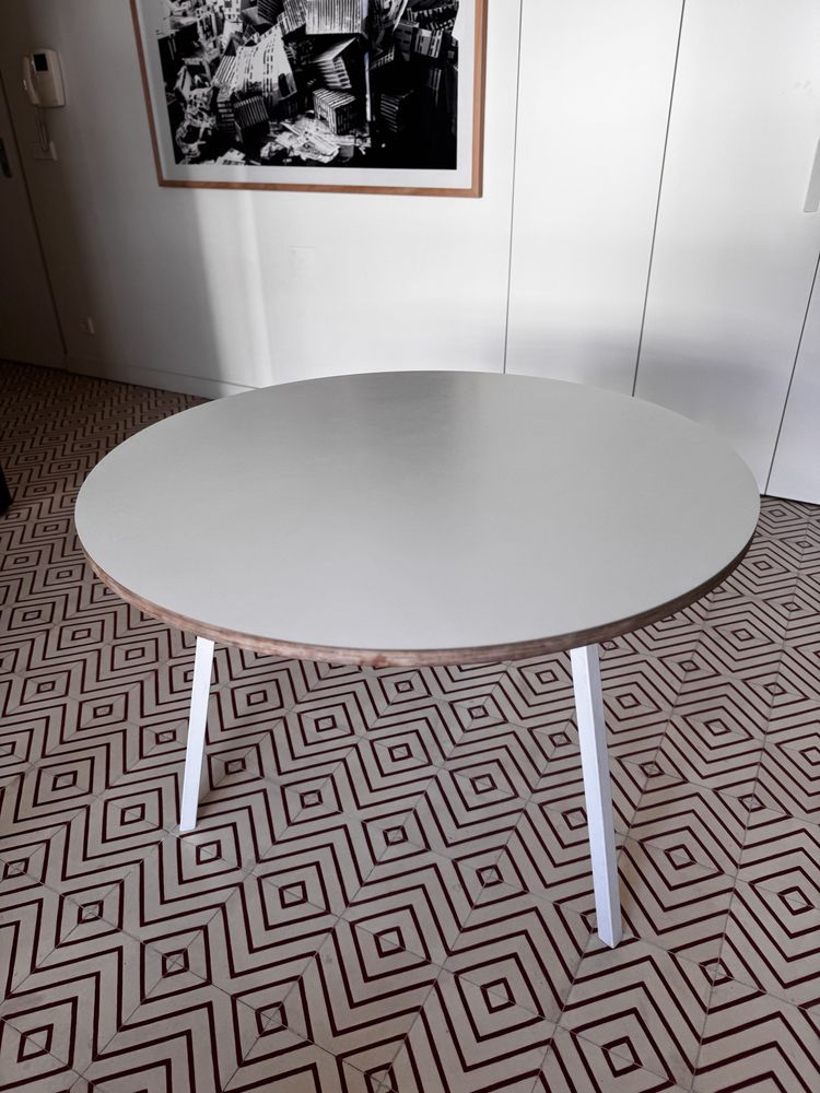 Mesa de Refeição / Jantar Redonda Hay