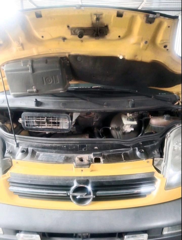 Продам Opel Vivaro