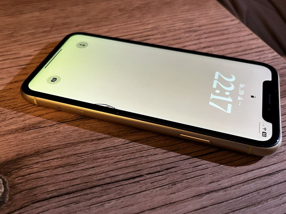 Iphone Xr żółty bateria 85%