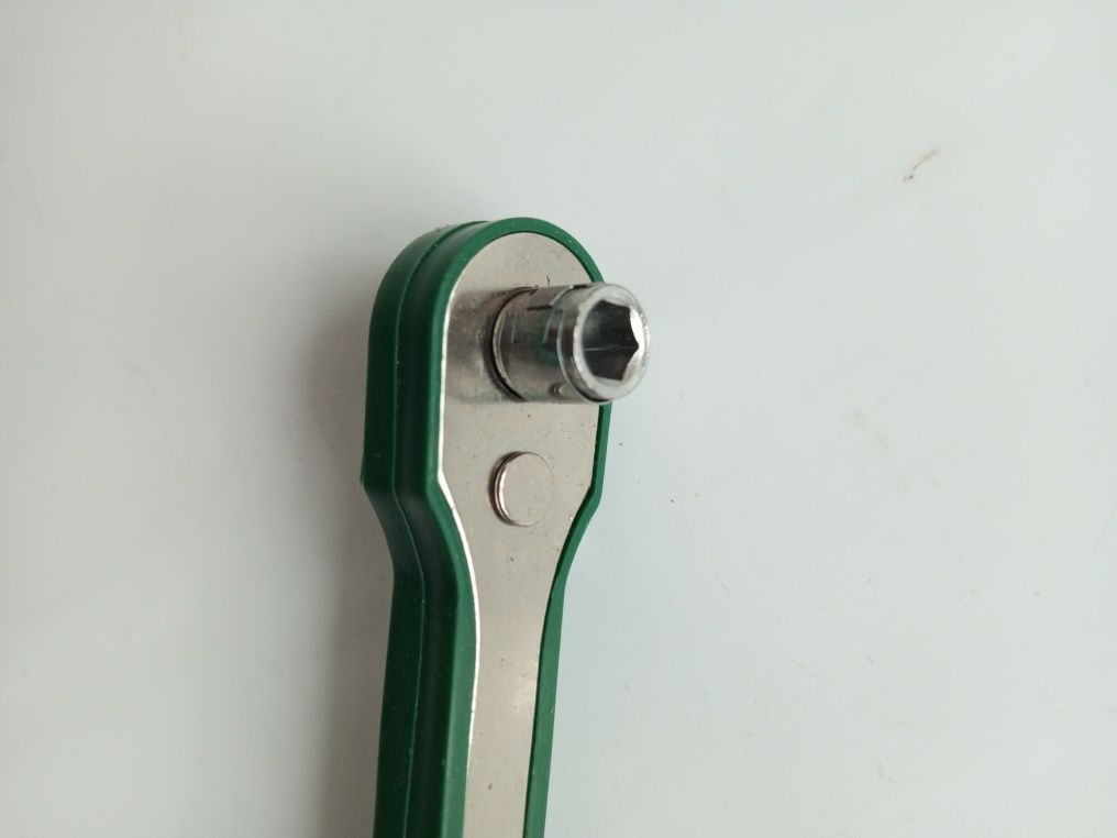 Klucz z grzechotką klucz nasadowy dwustronny 14,5cm