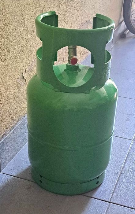 Garrafas vazias gás refrigerante