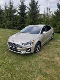 Ford Fusion Hybrid Titanium 2019