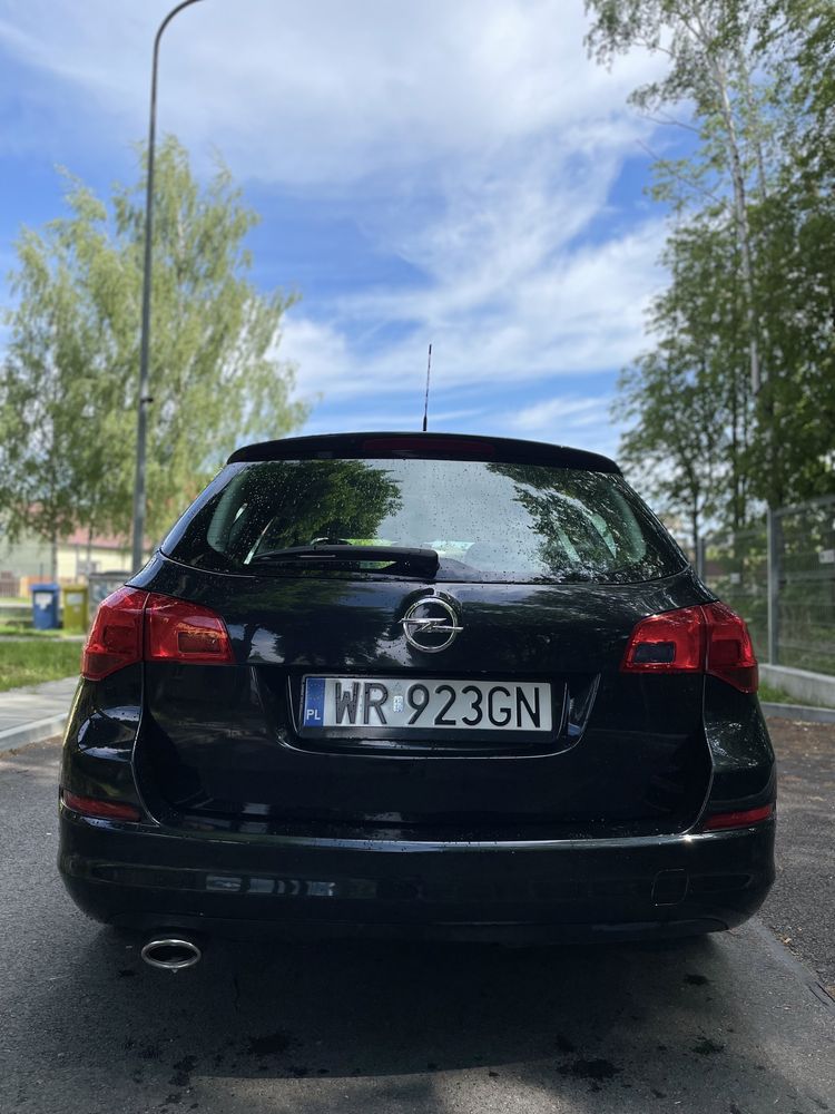 Opel Astra J Sport Tourer 1.4Turbo 140km!