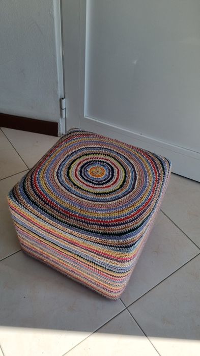 Puff cubo colorido
