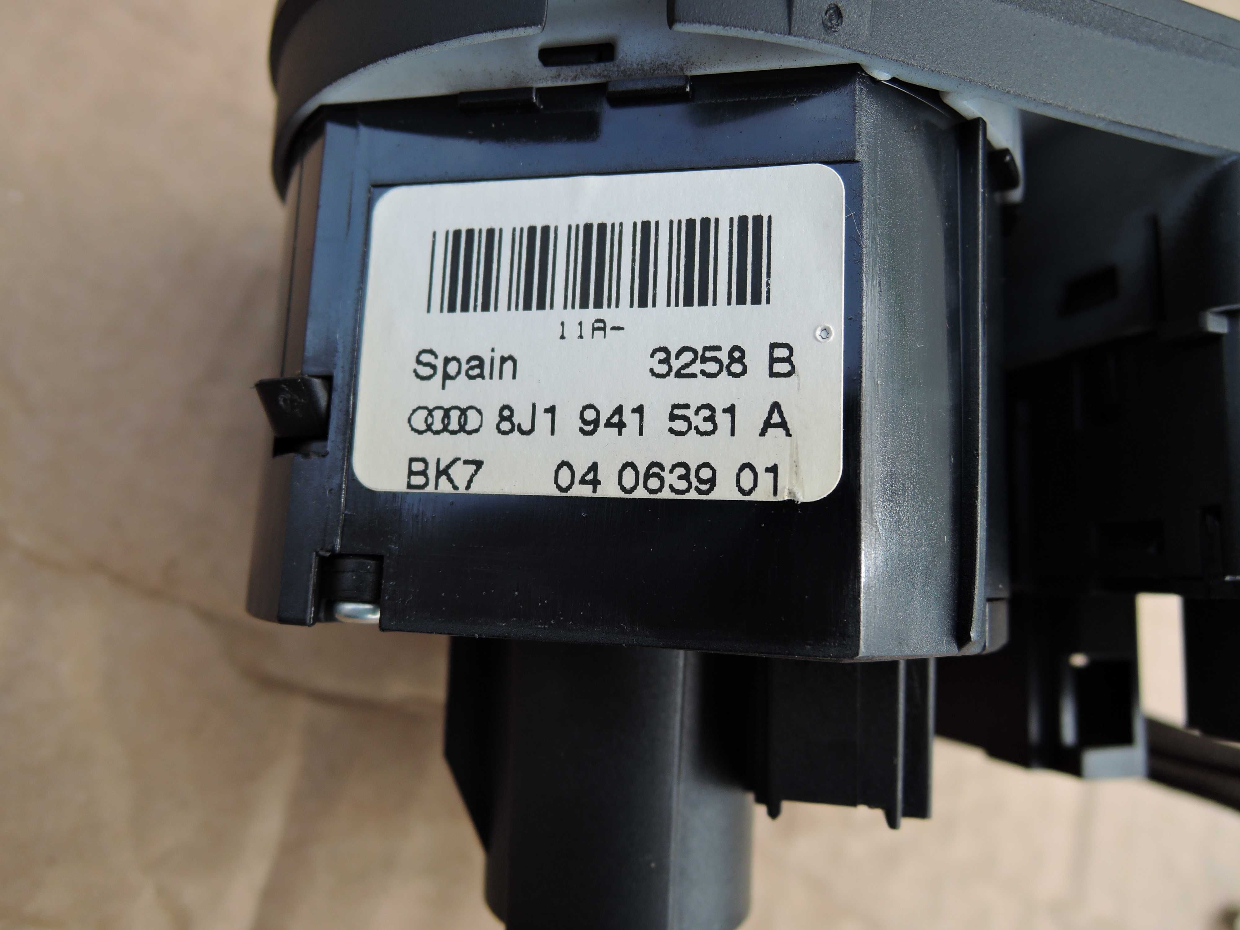 Audi A3 s3 lift 08-12r włącznik świateł 8J1.941.531A