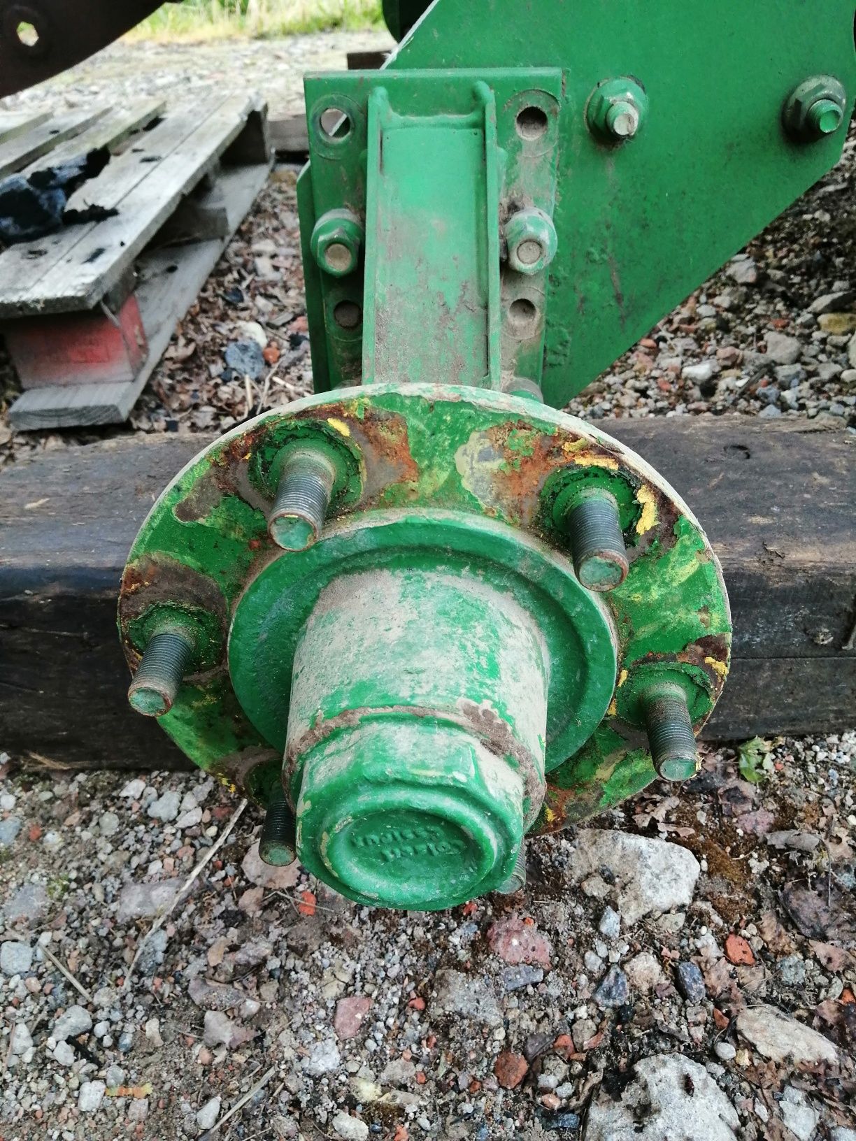 PRASA JOHN DEERE 590 skrzynia 580 podbieracz 570 koła podbieracza