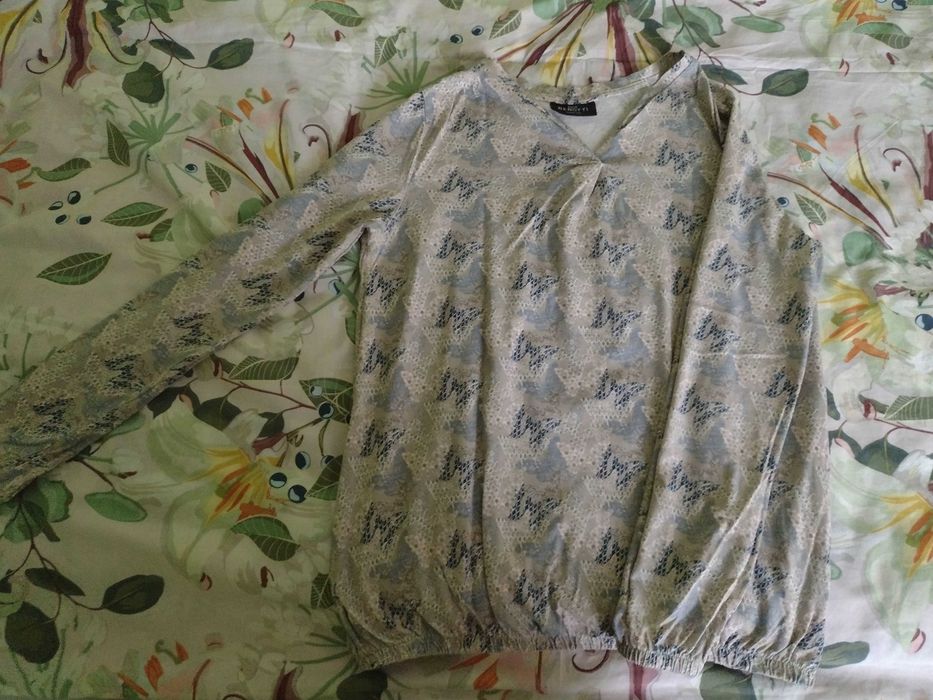 Bluzka z długim rękawem na gumce