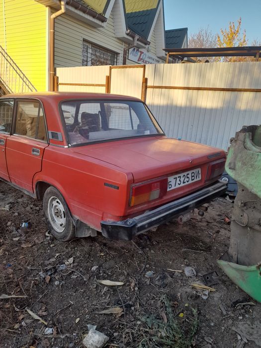 2105 в рідній фарбі,недорого.