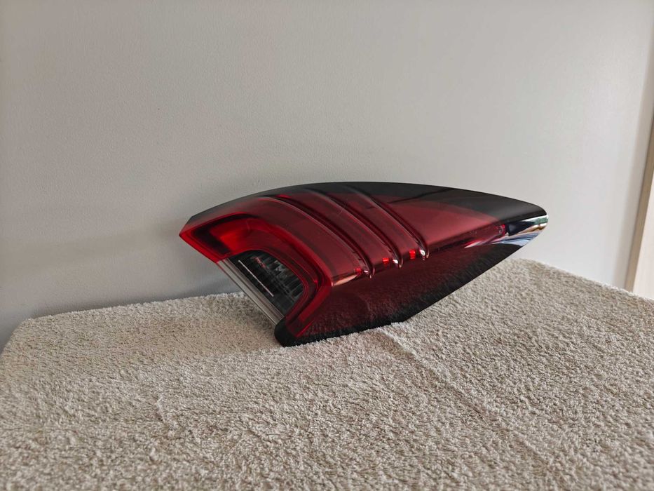 Lampa Prawy Tył LED Honda Civic IX Lift Hatchback EUROPA