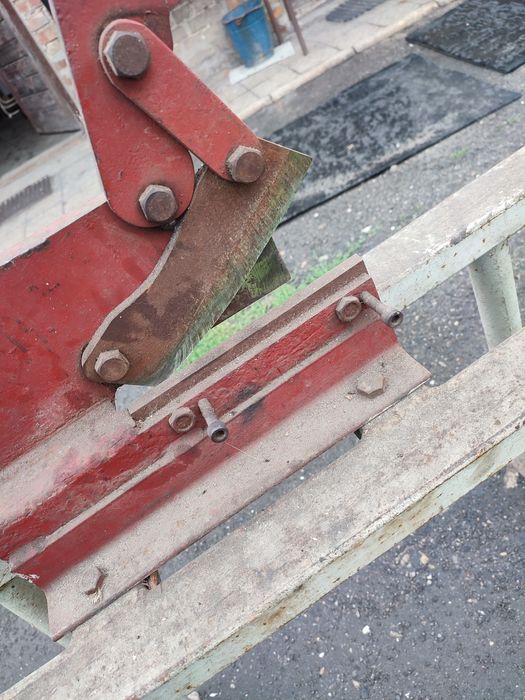 Nożyce Gilotyna do cięcia blachy drutu