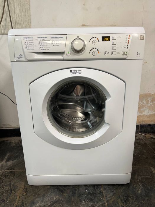 Пральна машина Ariston 5кг в гарному стані.Доставка,гарантія