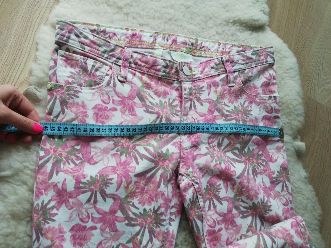 Przepiękne spodnie jeansowe w kwiaty Adidas neo label skinny W30 L30