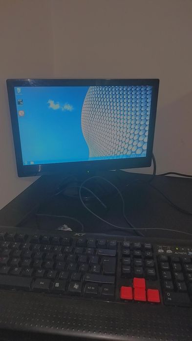 Windows 7 Desktop Computer64354259821059122