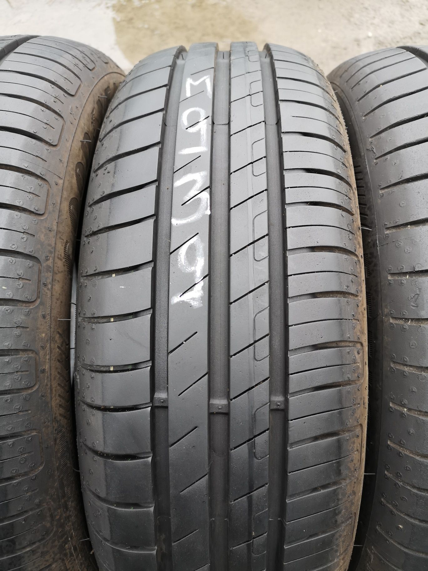 Opony letnie 185/60/15 Goodyear 4szt 7,5mm 2021r