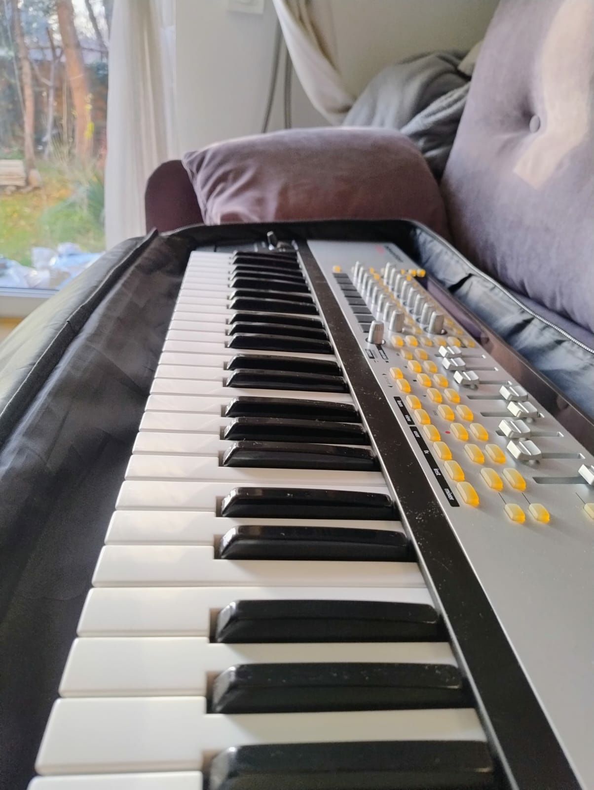 Novation 49Sl mkII syntezator, piano Keyboard , Korg, Yamaha  Roland