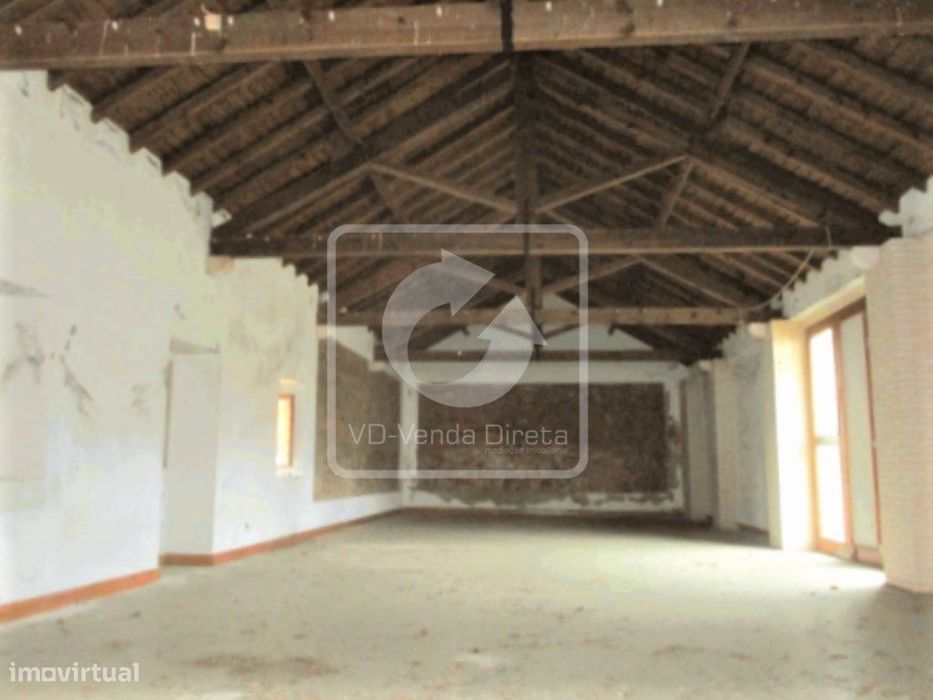 IMÓVEL DA BANCA - Moradia V6 com Sauna e Piscina em Constância - Sa...