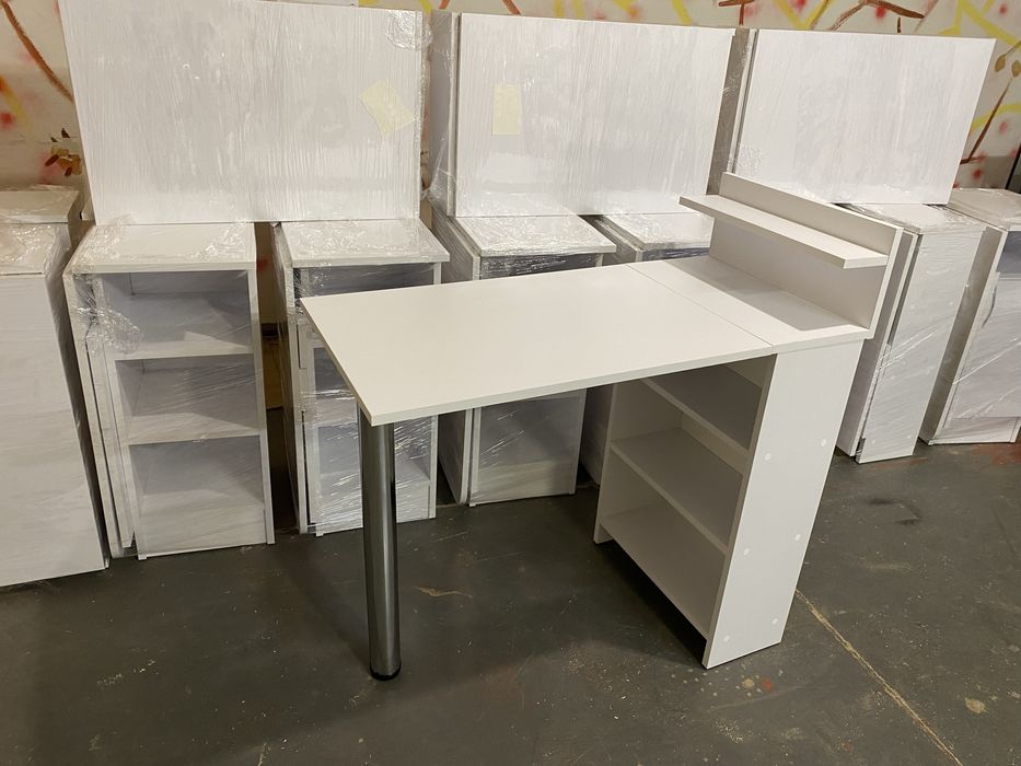 Стіл манікюрний.Стол маникюрный