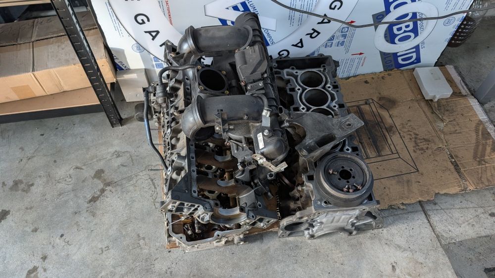 Двигун N52B30AF під відновлення або по запчастинах