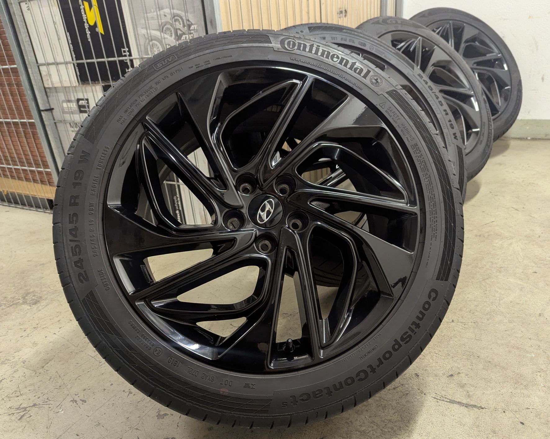 Oryginalne Koła Letnie Hyunda Tucson N-line  5X114.3  Czujniki TPMS