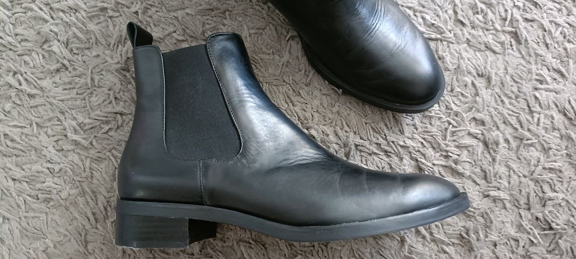 Skorzane sztyblety botki czarne zara rozm40 stan bdb!