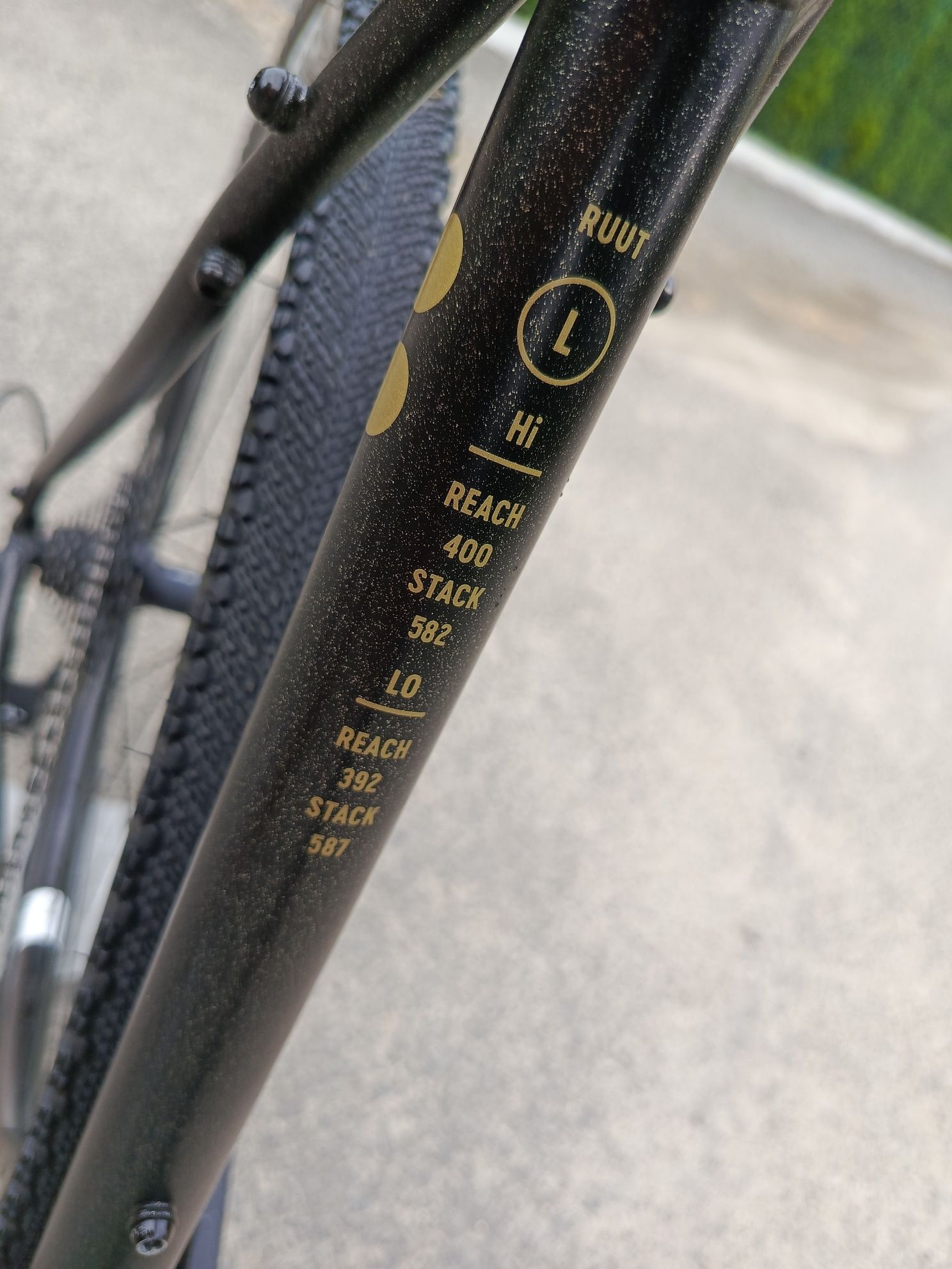Rower gravel Rondo Ruut AL2 Sram Apex 1x11 Dt Swiss rozmiar L stan bdb