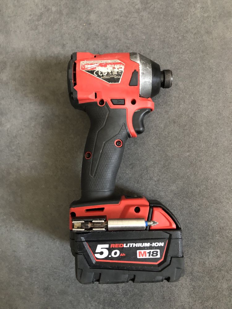 Безщітковий Акум.Імпакт Milwaukee M18 FID2