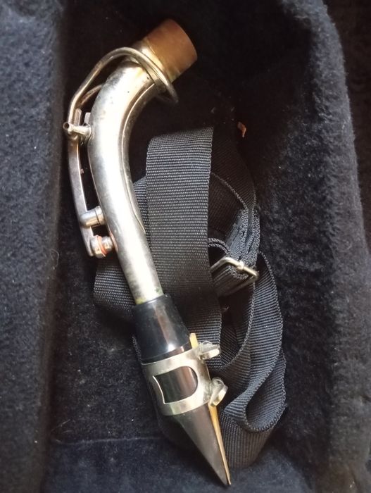 Продам німецький саксофон у робочому стані. 0-6-6-6-4-0-2-3-2-6