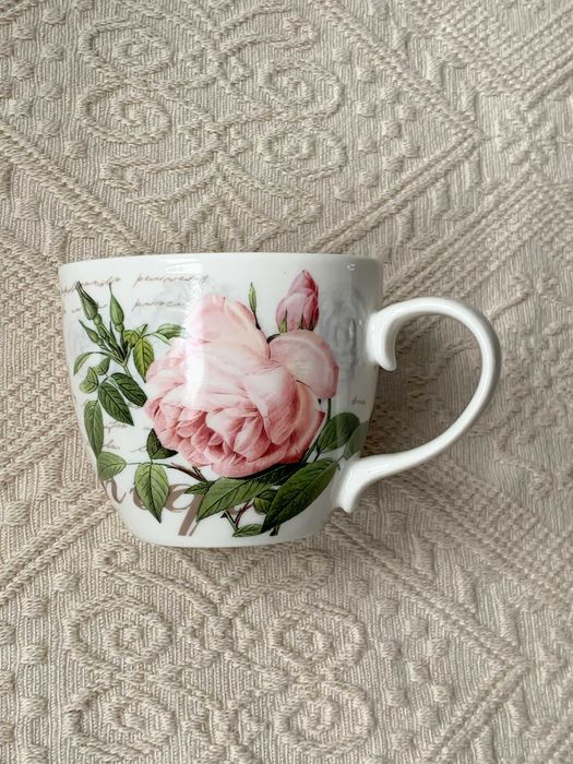 Easy Life filiżanka ze spodkiem róże napisy porcelana 220 ml