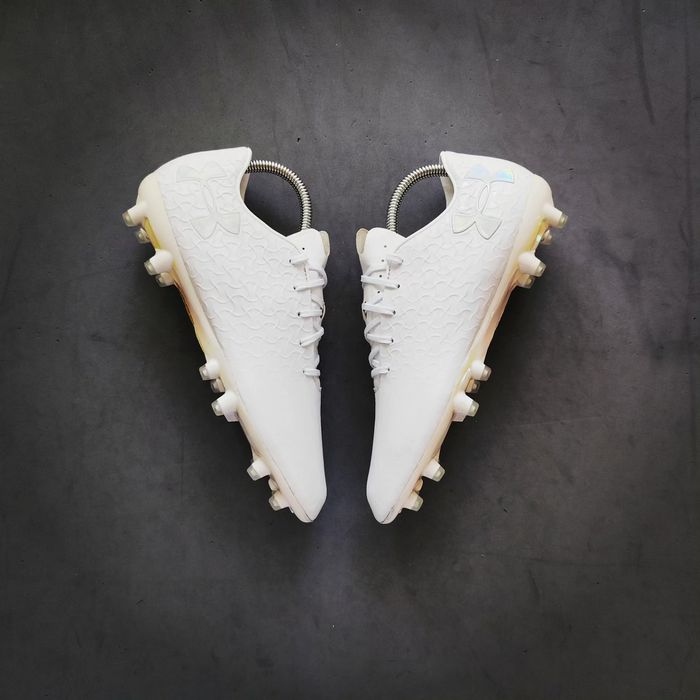 Korki Under Armour Magnetico Pro FG 42,5