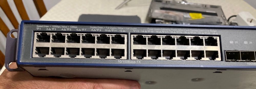 Switch H3C S3600-28P-PWR-SI