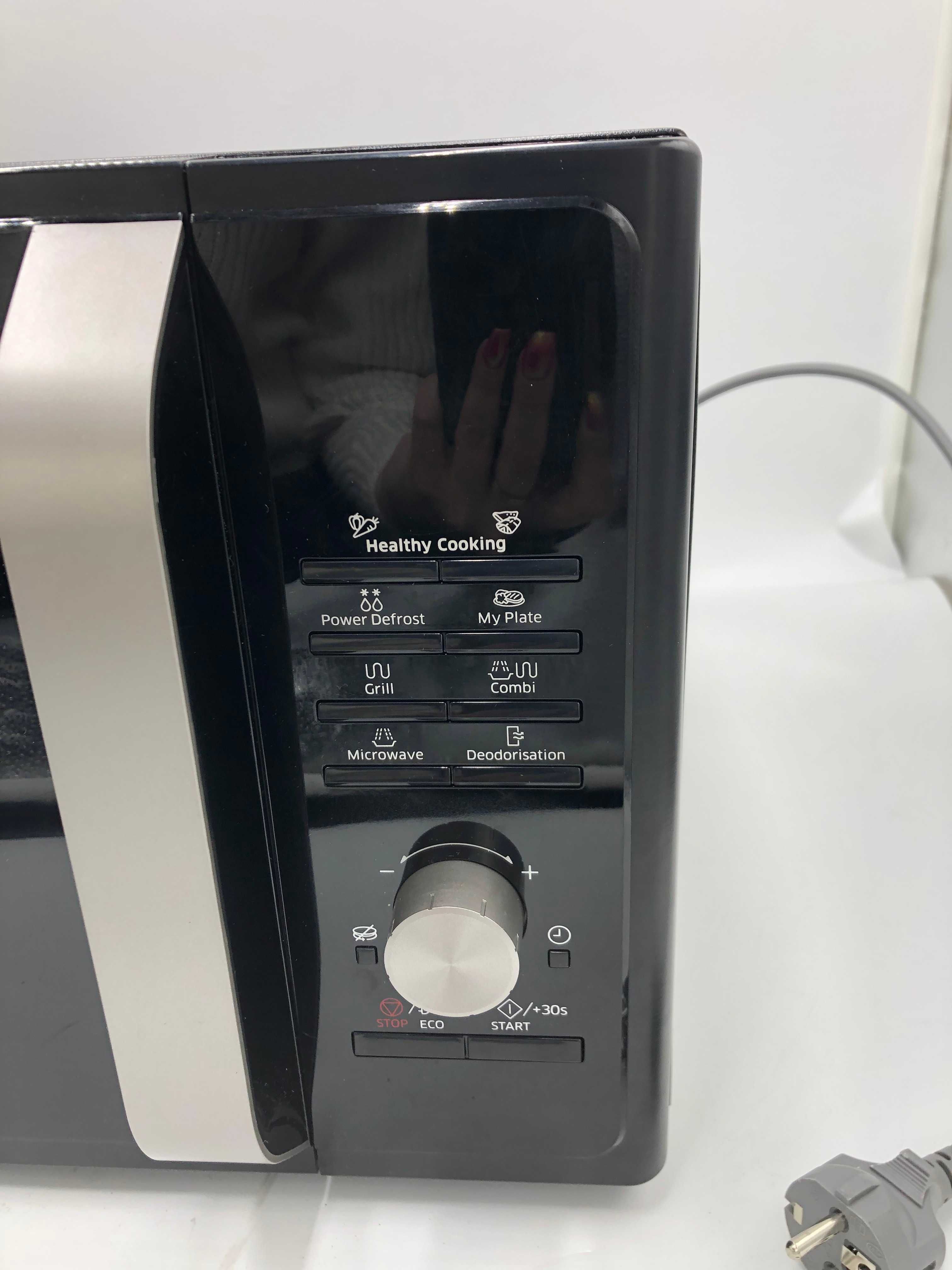 Kuchenka mikrofalowa Samsung MG28F303TAK