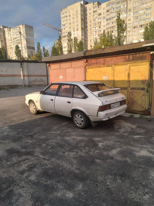 Продам автомобиль Москвич 2141. 91 года выпуска