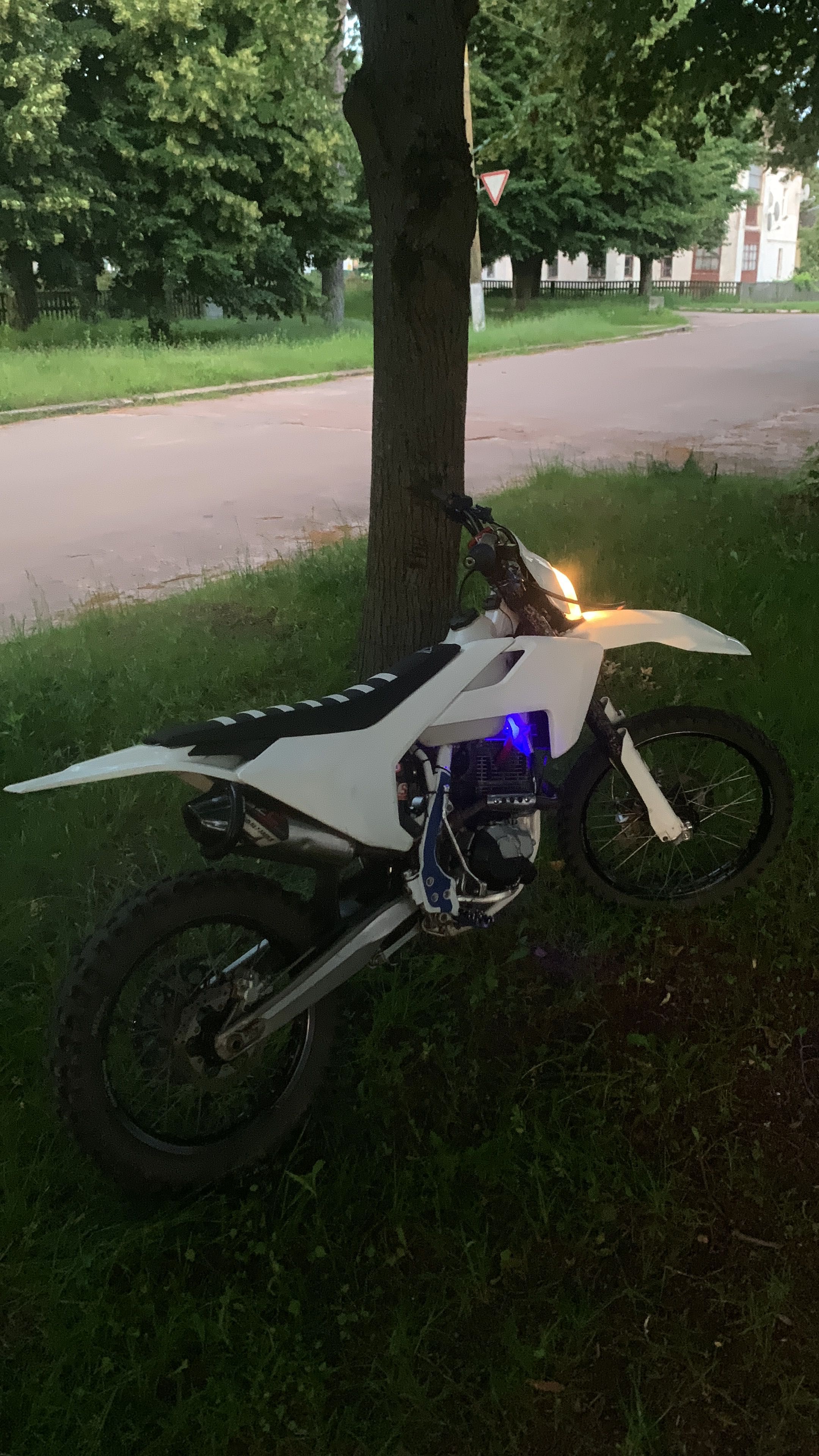 Kovi 250 эндуро!