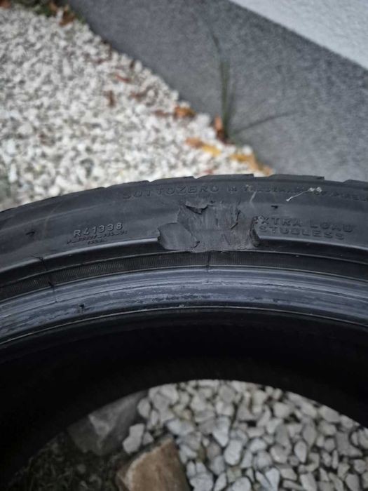 Opony zimowe Pirelli Sottozero 3 235/40 R19