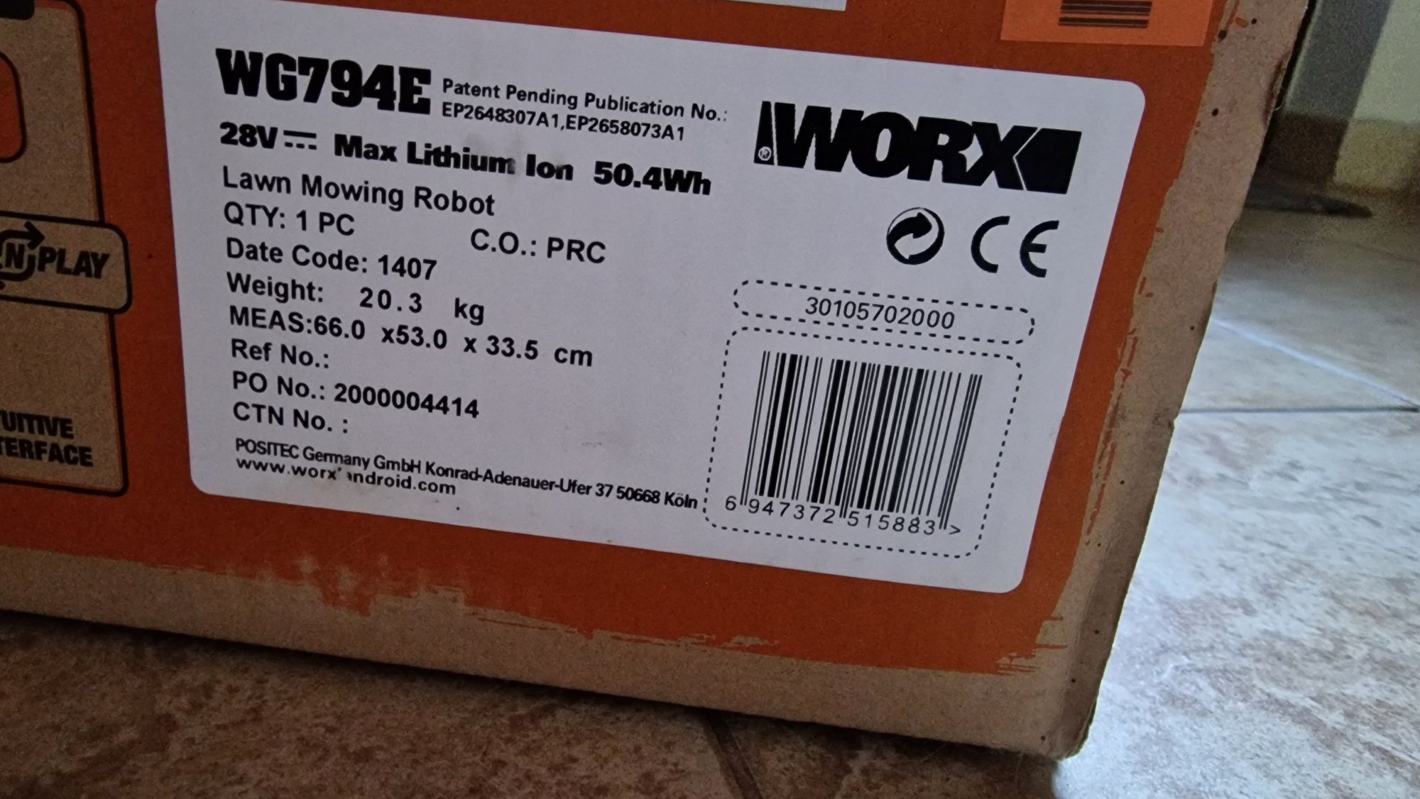 Robót koszący trawę Worx wg794e