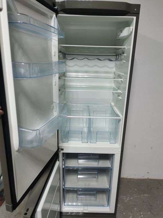 Холодильник Elektrolux 187cm з Європи.