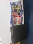 Ps4 1Tb slim plus dwa pady i gry