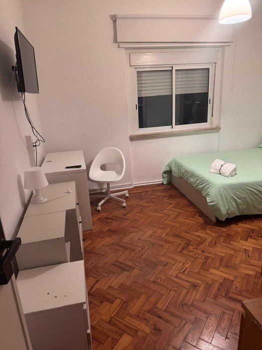 Quarto Casal Corroios só para Dezembro