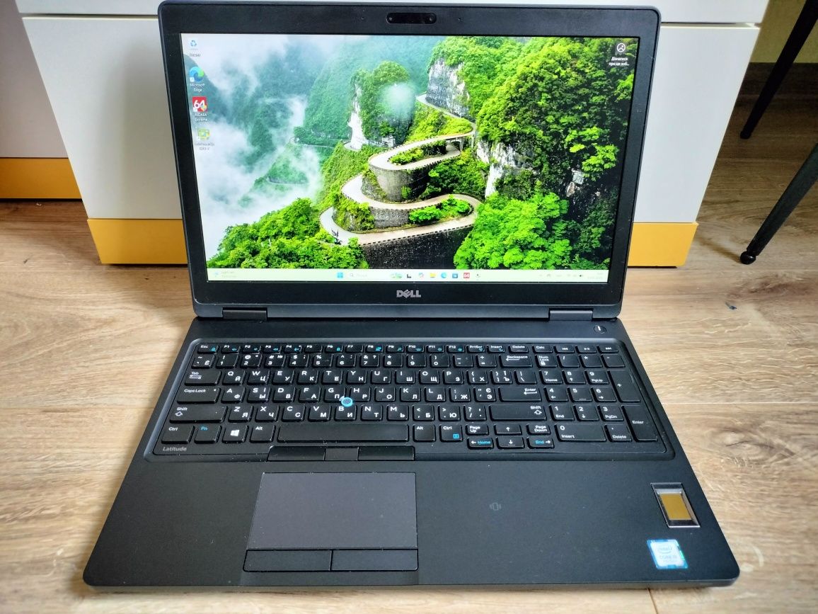 Ігровий Dell latitude 5580, i5-7440HQ, 8/256GB SSD, GeForce 940MX