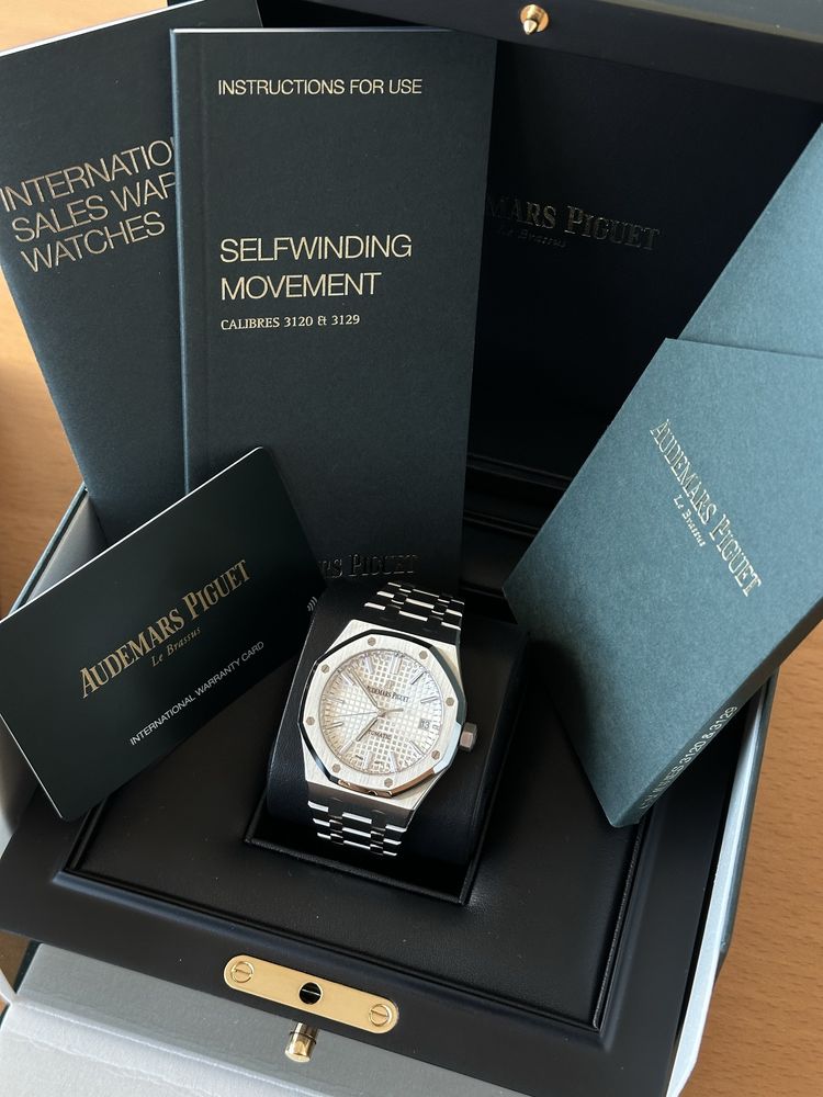 Audemars Piguet Royal Oak 2021