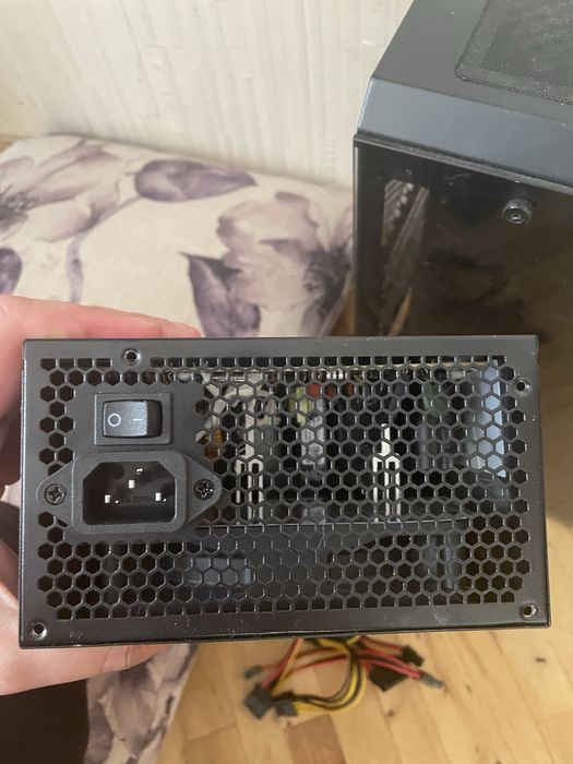 Блок питания Aerocool 600w 80+